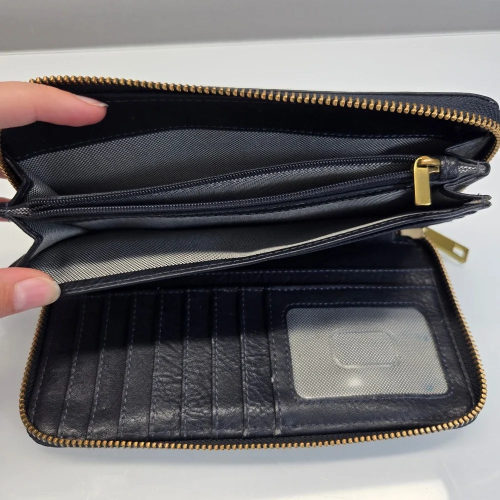 Fossil Liza Leather Zip Around Clutch Wallet Multicolor Stripe Organizer Neutral